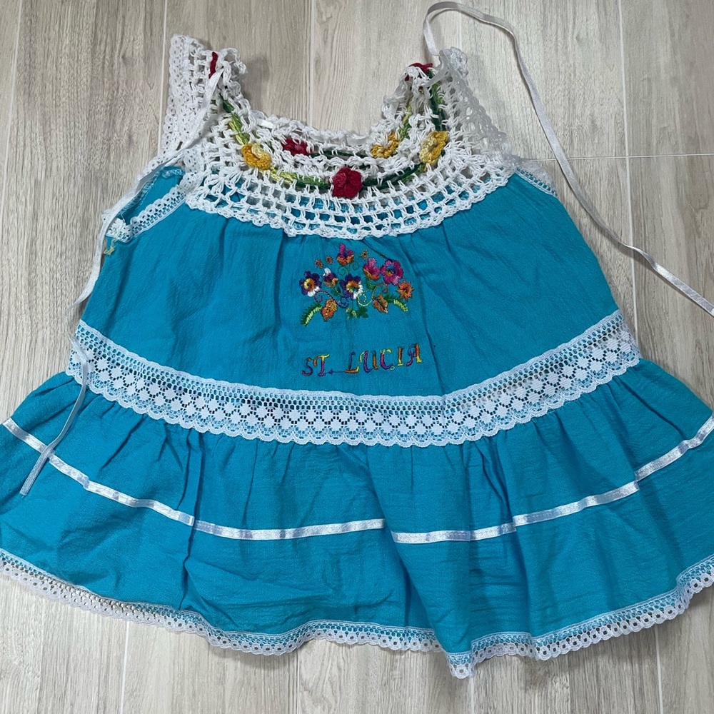 Vintage-Style St. Lucia Baby Dress – Newborn Size, Hand-Crocheted Floral